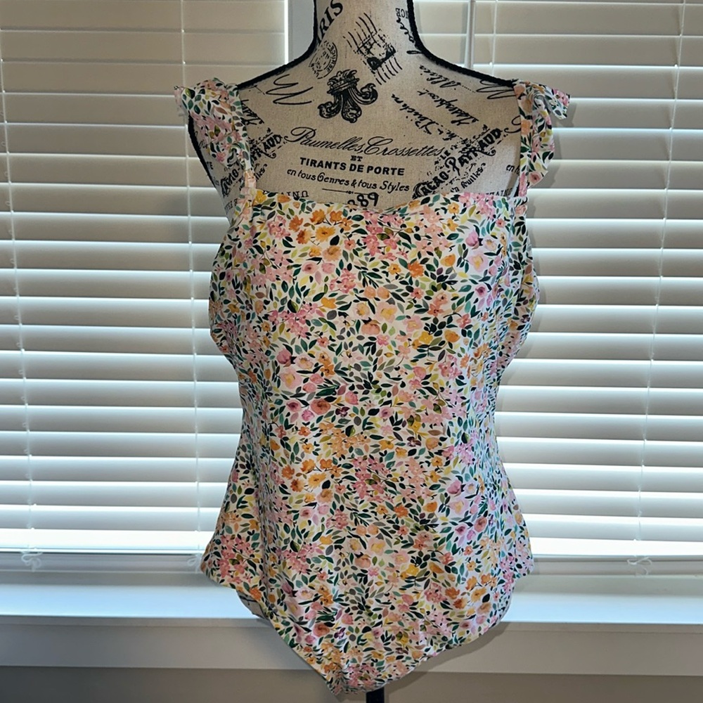 Kona Sol One Piece Swimsuit